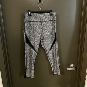 Express core cropped workout pants